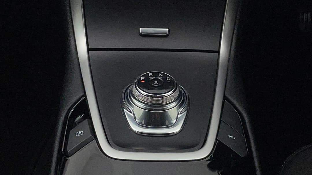 2018 Ford Endura Trend (awd), Automatic, 86655 km, Gear Lever 