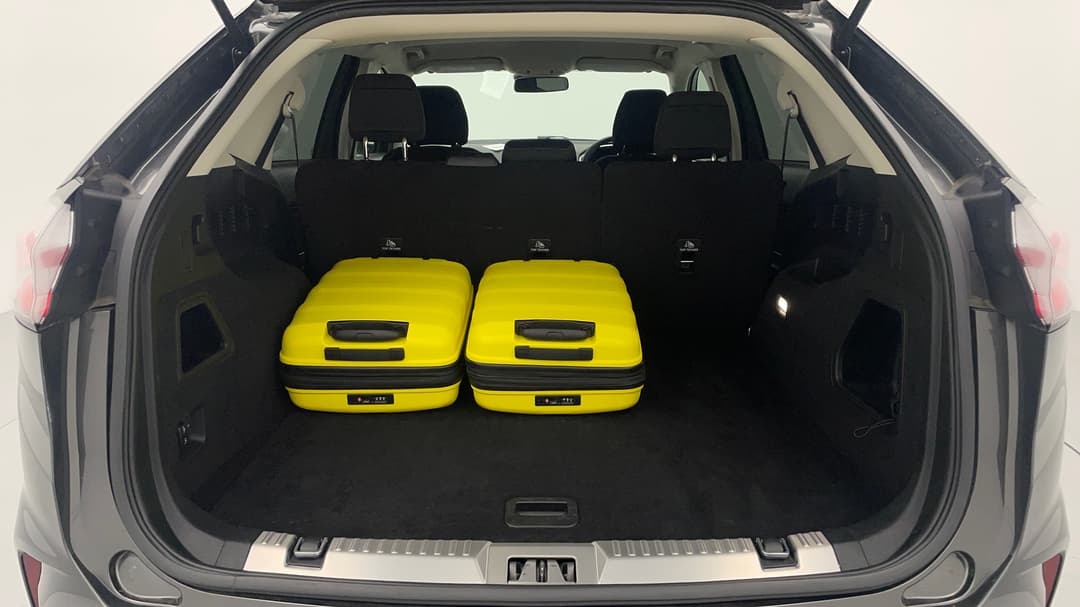 2018 Ford Endura Trend (awd), Automatic, 86655 km, Boot Inside View with Luggage