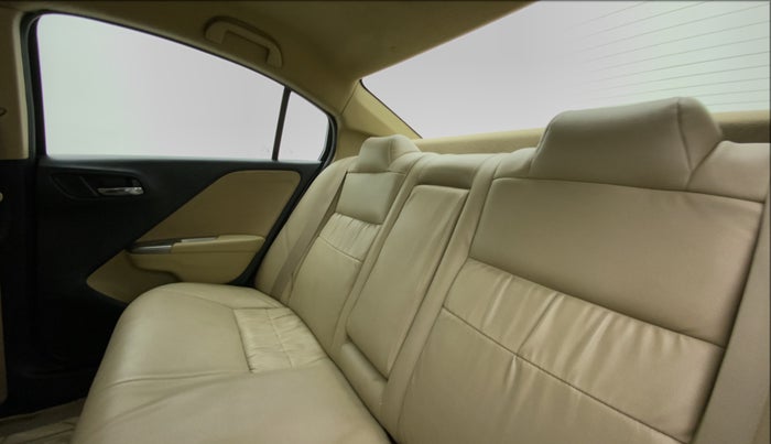 2015 Honda City V MT PETROL, Petrol, Manual, 67,645 km, Right Side Rear Door Cabin