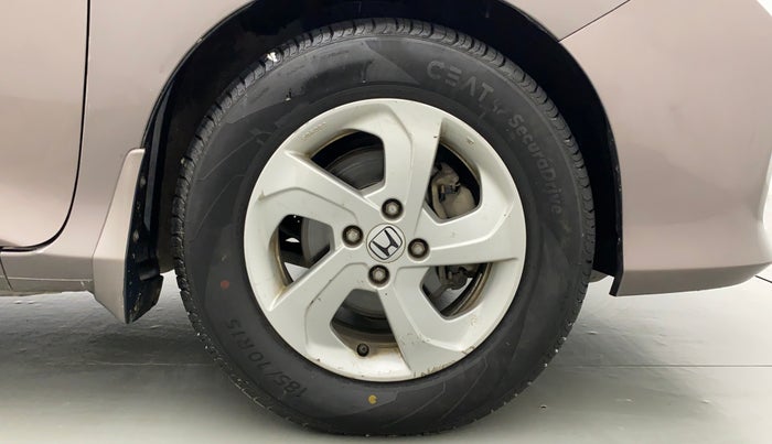 2015 Honda City V MT PETROL, Petrol, Manual, 67,645 km, Right Front Wheel