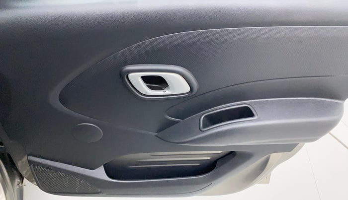2019 Datsun Redi Go T (O), Petrol, Manual, 20,851 km, Driver Side Door Panels Control