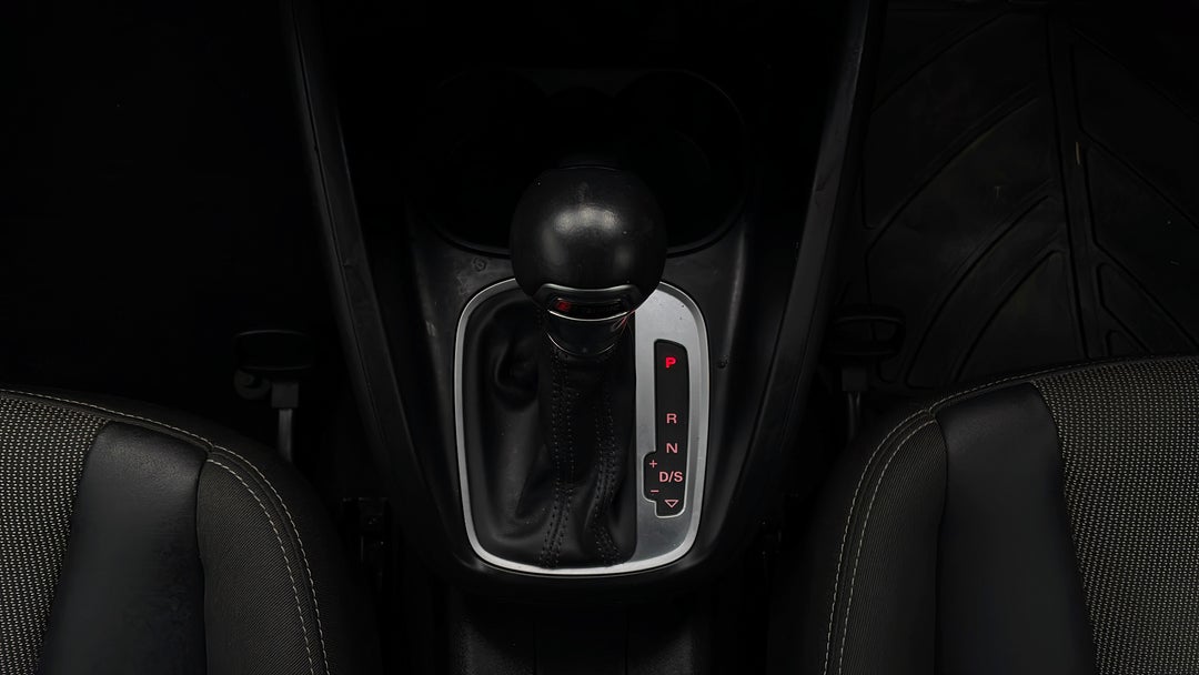 2016 Audi A1 Sportback 1.4 Tfsi Sport, Automatic, 66371 km, Gear Lever 