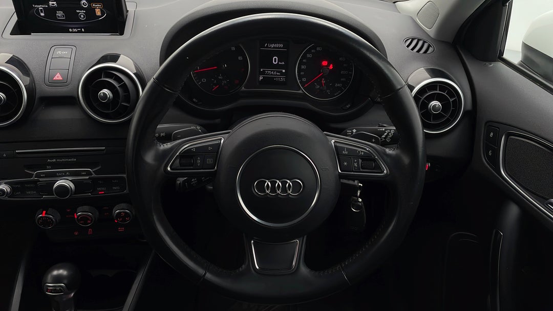 2016 Audi A1 Sportback 1.4 Tfsi Sport, Automatic, 66371 km, Steering Wheel Close-up