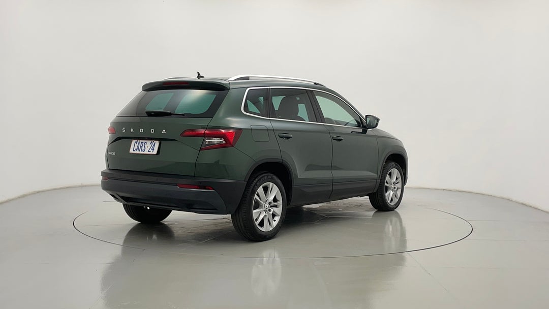 Right Back Diagonal (45- Degree) View