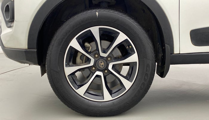 2020 Tata NEXON XZ+ 1.2, Petrol, Manual, 26,079 km, Left Front Wheel