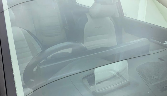 2020 KIA SELTOS GTX PLUS AT 1.5 DIESEL, Diesel, Automatic, 98,518 km, Front windshield - Minor spot on windshield