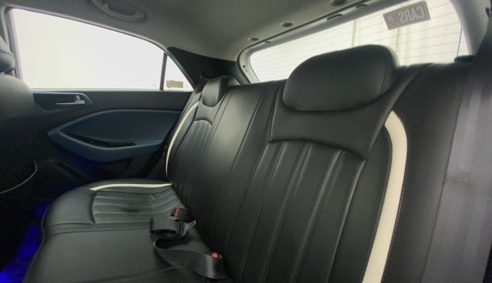 2015 Hyundai i20 Active 1.2 S, Petrol, Manual, 64,385 km, Right Side Rear Door Cabin