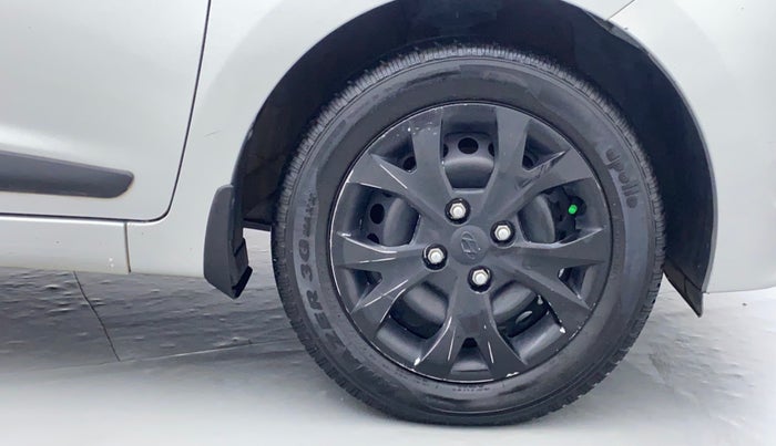 2016 Hyundai Grand i10 SPORTS 1.2 VTVT, Petrol, Manual, 45,060 km, Right Front Wheel