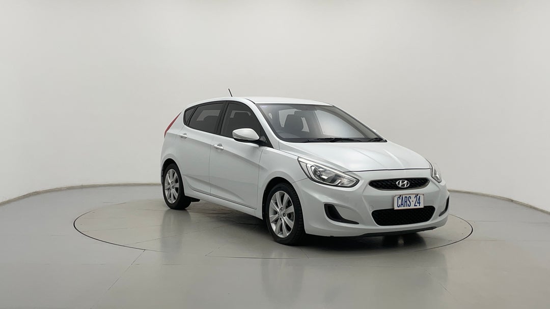 2019 Hyundai Accent Sport, Automatic, 113223 km, Right Front Diagonal (45- Degree) View