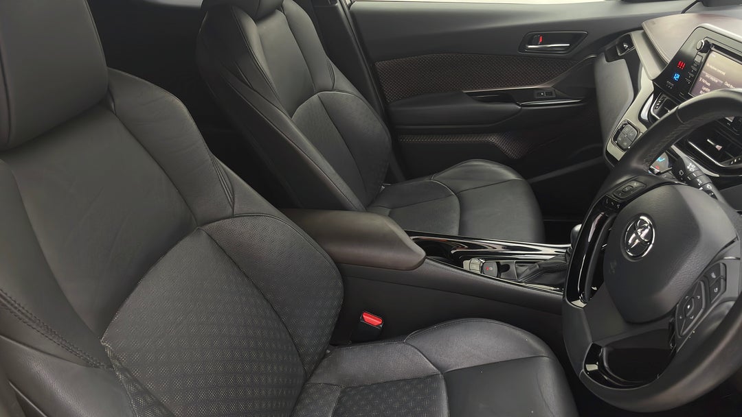 2017 Toyota C-HR Koba (2wd), Automatic, 60850 km, Right Side Front Door Cabin View