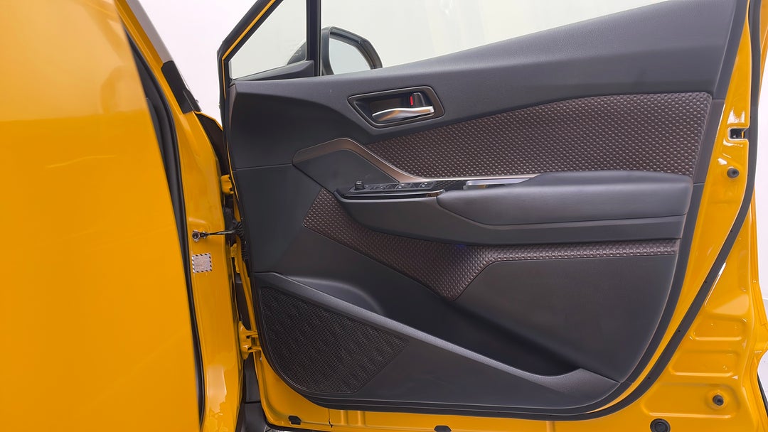 2017 Toyota C-HR Koba (2wd), Automatic, 60850 km, Speaker View