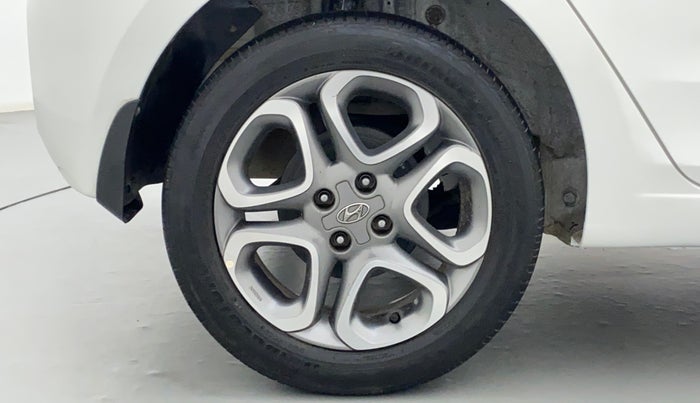 2019 Hyundai Elite i20 1.2 SPORTZ PLUS DUAL TONE VTVT, Petrol, Manual, 35,814 km, Right Rear Wheel