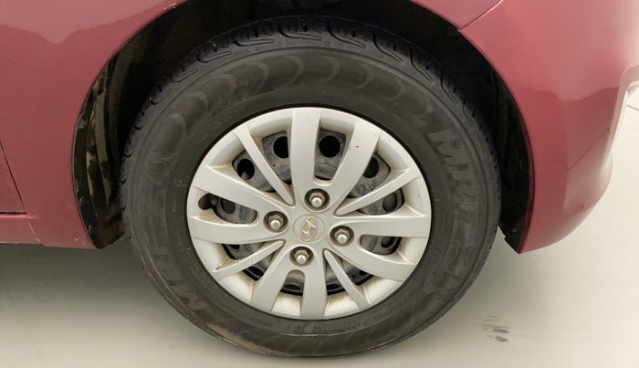 2013 Hyundai i10 SPORTZ 1.1, Petrol, Manual, 46,090 km, Right Front Wheel