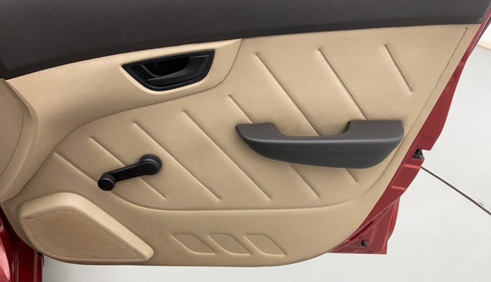 2012 Hyundai Eon D-LITE+, Petrol, Manual, 1,04,806 km, Driver Side Door Panels Control