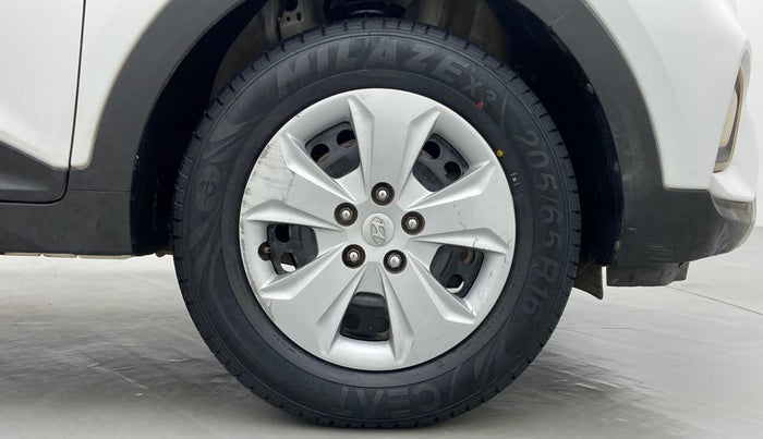 2019 Hyundai Creta 1.6 E + VTVT, Petrol, Manual, 40,914 km, Right Front Wheel