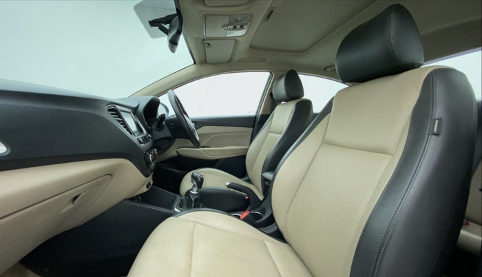 2019 Hyundai Verna 1.6 SX (O) CRDI MT, Diesel, Manual, 64,558 km, Right Side Front Door Cabin