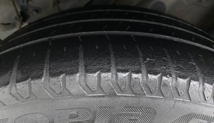 2019 Hyundai Verna 1.6 SX (O) CRDI MT, Diesel, Manual, 64,558 km, Left Rear Tyre Tread