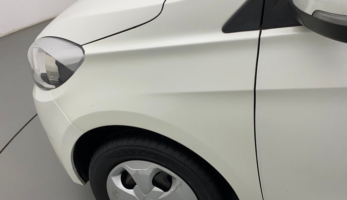 2018 Tata Tiago XZ PETROL, Petrol, Manual, 57,400 km, Left fender - Minor scratches
