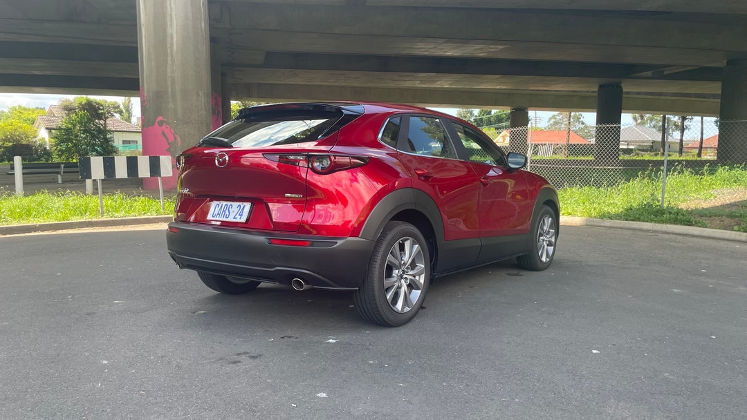 Right Back Diagonal (45- Degree) View