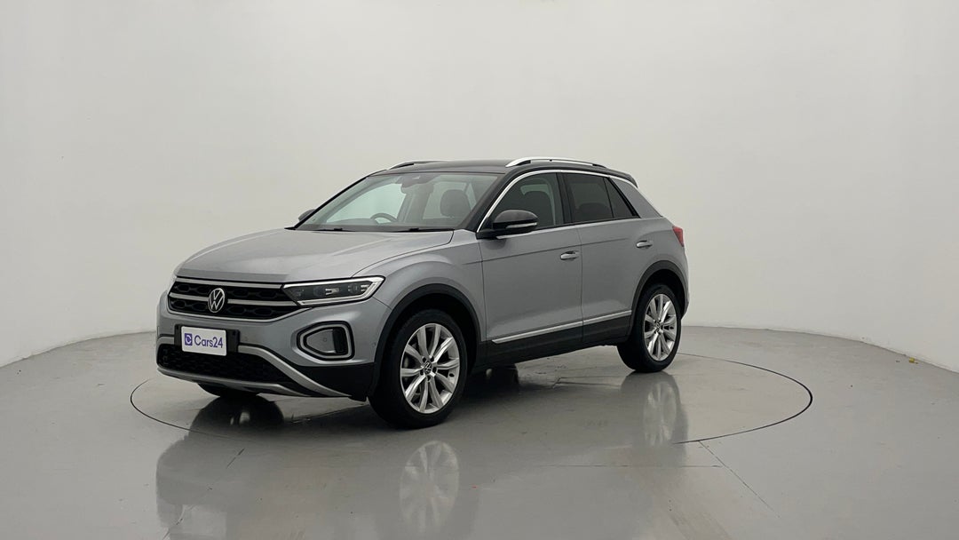 Left Front Diagonal (45- Degree) View