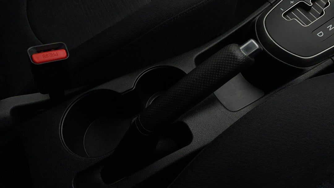 2018 Hyundai Accent Sport, Automatic, 60419 km, Handbrake