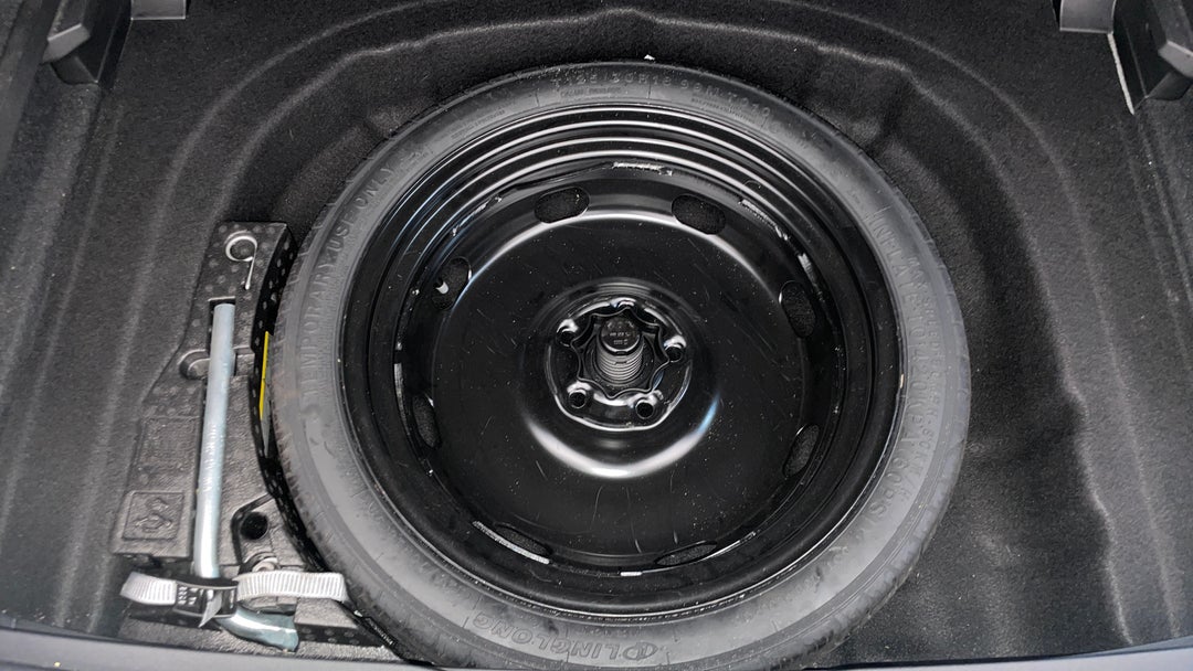 2022 Volkswagen Golf Gti, Automatic, 80780 km, Spare Wheel