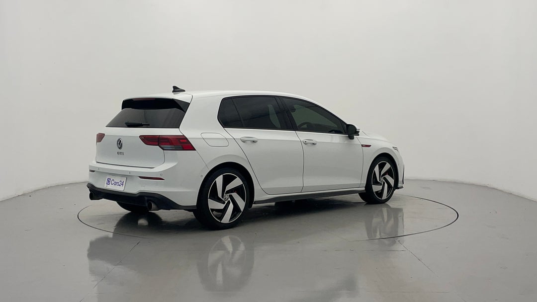 2022 Volkswagen Golf Gti, Automatic, 80780 km, Right Back Diagonal (45- Degree) View