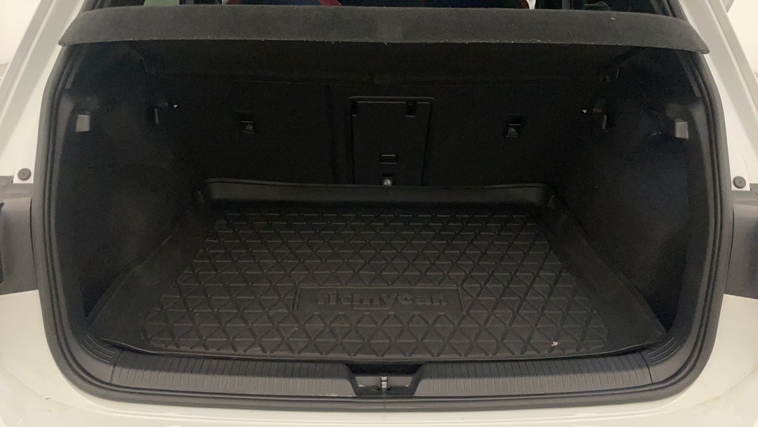 2022 Volkswagen Golf Gti, Automatic, 80780 km, Boot Inside View