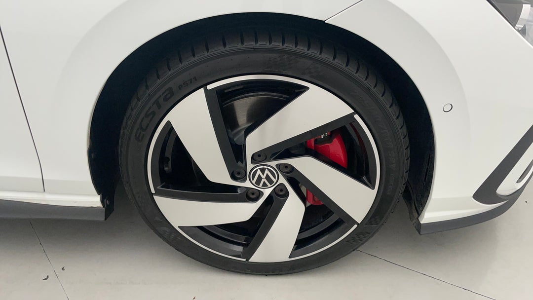 2022 Volkswagen Golf Gti, Automatic, 80780 km, Right Front Wheel