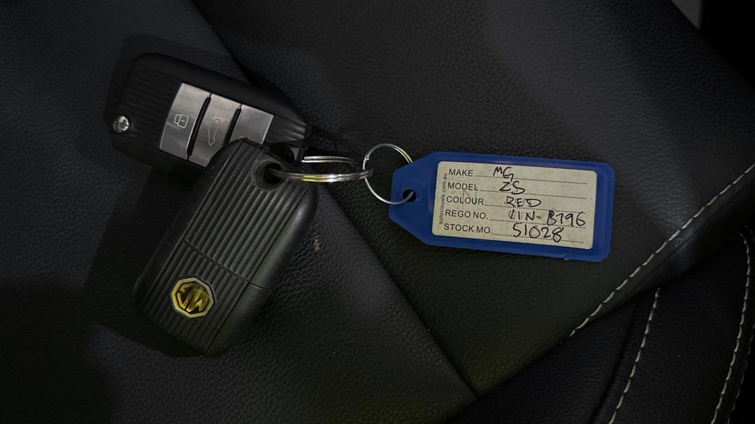 2022 MG ZS Excite, Automatic, 62917 km, Key Close-up