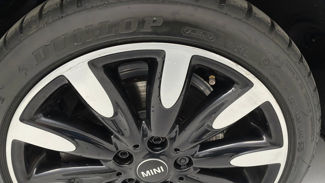 Wheels Rim Front LHS Gutter Rash