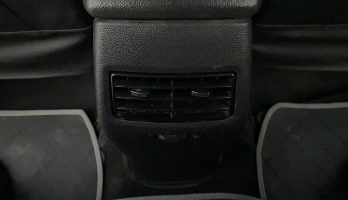 2016 Hyundai Elite i20 MAGNA 1.2, Petrol, Manual, 54,543 km, Rear AC Vents