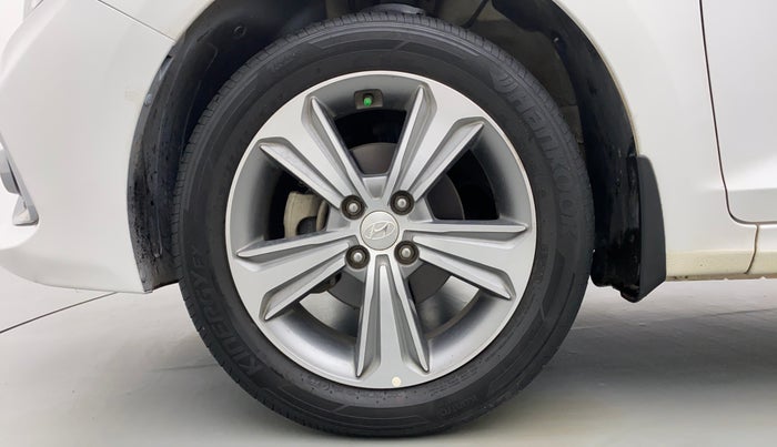 2018 Hyundai Verna 1.6 SX VTVT, Petrol, Manual, 24,832 km, Left Front Wheel