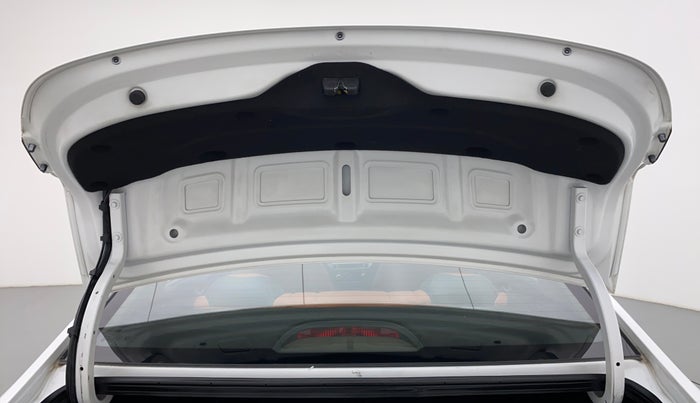 2018 Hyundai Verna 1.6 SX VTVT, Petrol, Manual, 24,832 km, Boot Door Open
