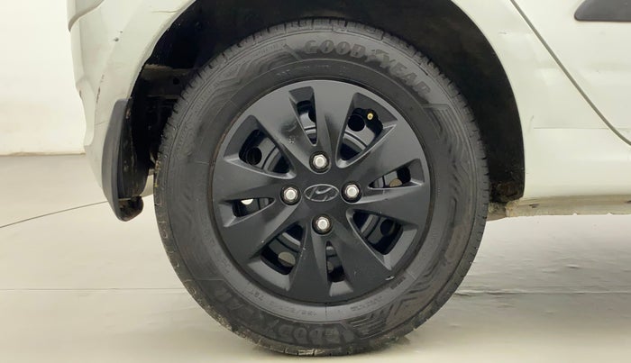 2012 Hyundai i10 MAGNA 1.1, Petrol, Manual, 50,292 km, Right Rear Wheel