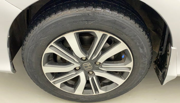 2018 Honda City 1.5L I-VTE V CVT, Petrol, Automatic, 23,931 km, Left front tyre - Minor crack