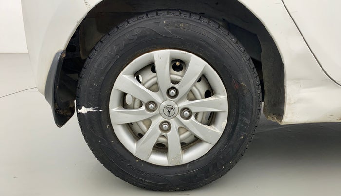 2015 Hyundai Eon ERA PLUS, Petrol, Manual, 76,875 km, Right Rear Wheel