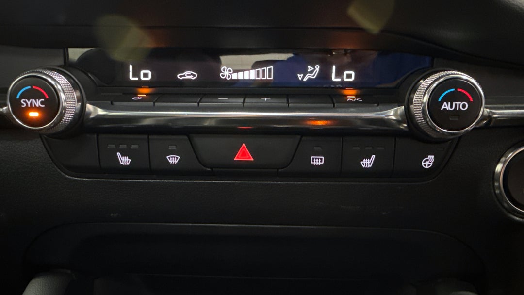 2022 Mazda Mazda3 G25 Astina, Automatic, 19978 km, Ventilated Seats