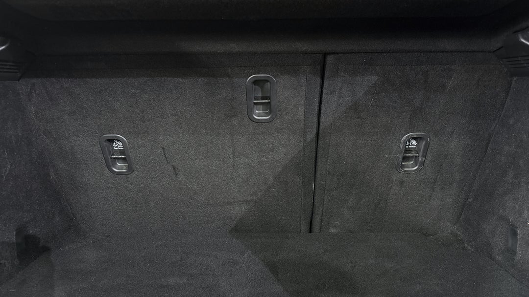 2022 Mazda Mazda3 G25 Astina, Automatic, 19978 km, Child Seat Anchor Points