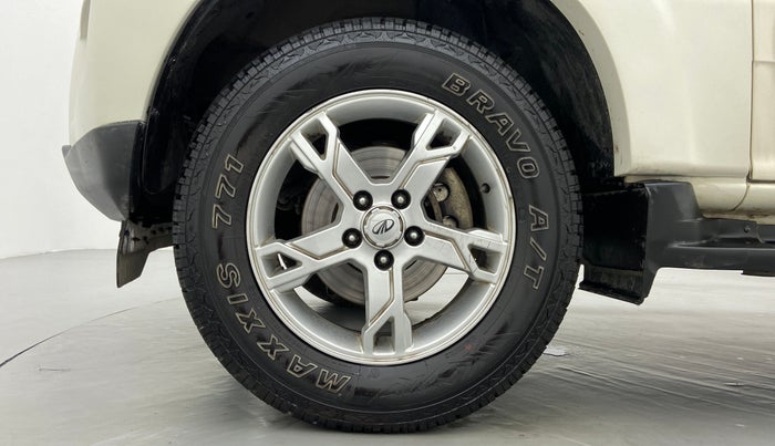 2016 Mahindra Scorpio S10, Diesel, Manual, 75,323 km, Left Front Wheel