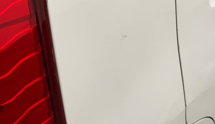 2015 Maruti Wagon R 1.0 VXI, Petrol, Manual, 48,582 km, Right quarter panel - Minor scratches