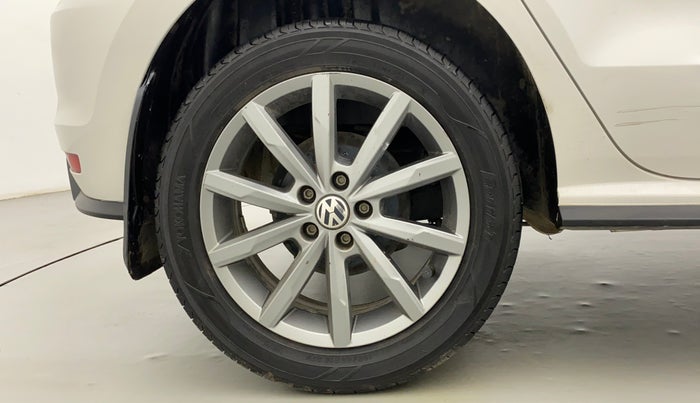 2020 Volkswagen Polo HIGHLINE PLUS 1.0, Petrol, Manual, 97,316 km, Right Rear Wheel