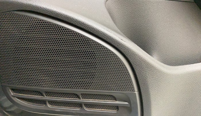2017 Volkswagen Ameo HIGHLINE1.2L, Petrol, Manual, 1,34,512 km, Speaker