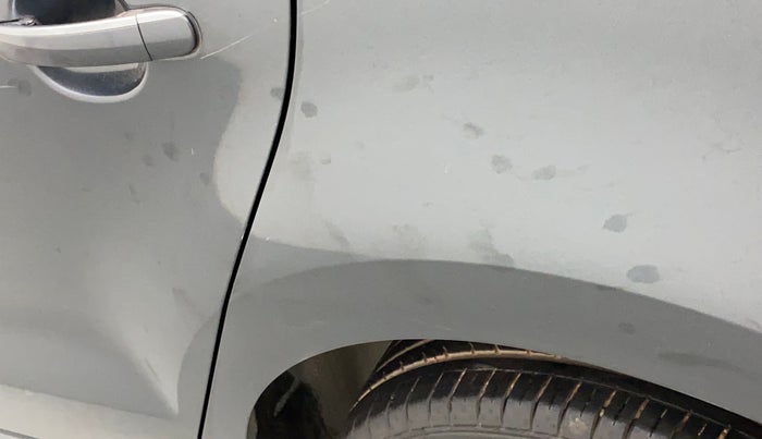 2017 Volkswagen Ameo HIGHLINE1.2L, Petrol, Manual, 1,34,512 km, Left quarter panel - Slightly dented