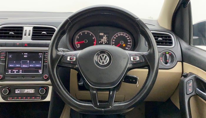 2017 Volkswagen Ameo HIGHLINE1.2L, Petrol, Manual, 1,34,512 km, Steering Wheel Close Up