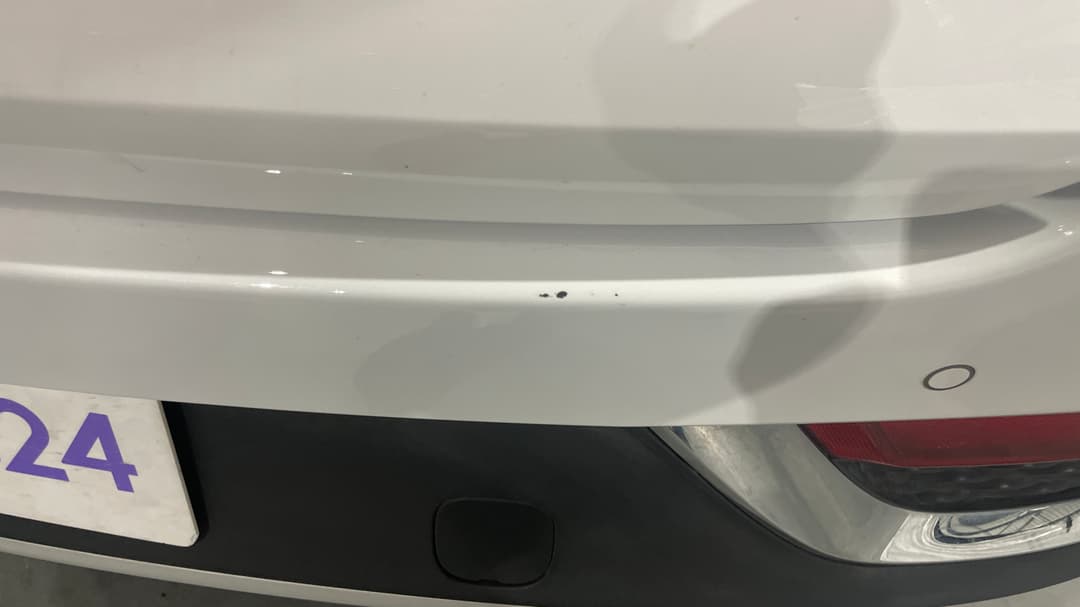 2024 MG ZS Excite, Automatic, 25317 km, Bumper Rear Chip