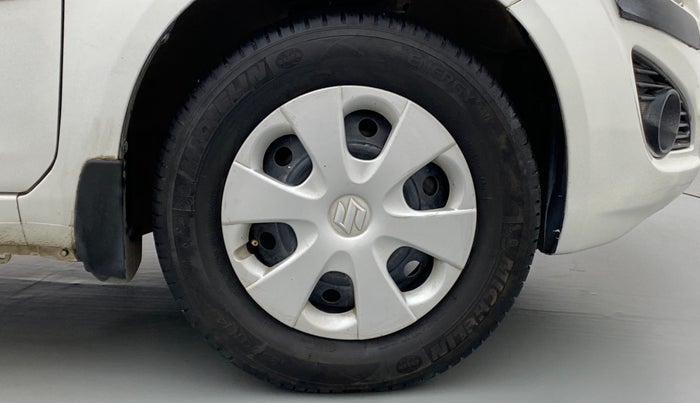 2012 Maruti Ritz VDI, Diesel, Manual, 99,058 km, Right Front Wheel