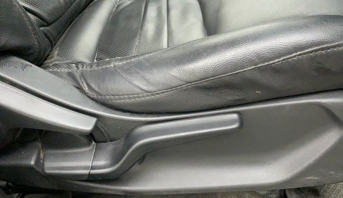 2019 Honda Amaze 1.2L I-VTEC S, Petrol, Manual, 49,672 km, Driver Side Adjustment Panel