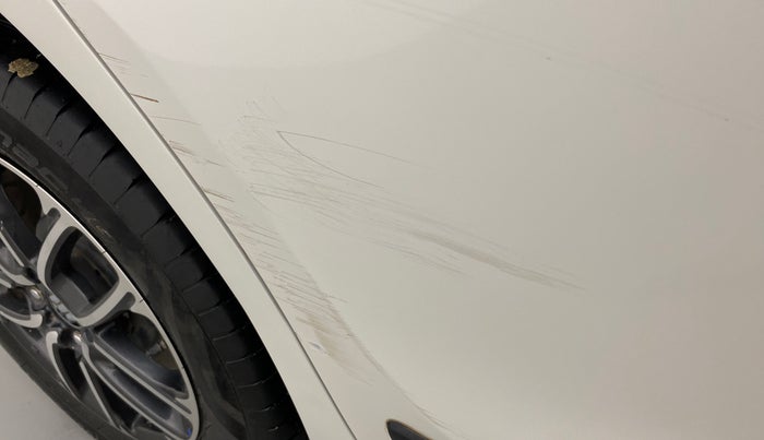2019 Maruti Swift ZXI + AMT, Petrol, Automatic, 28,613 km, Right rear door - Minor scratches