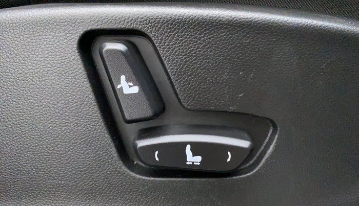 2019 MG HECTOR SHARP DCT PETROL, Petrol, Automatic, 32,460 km, Driver Side Adjustment Panel